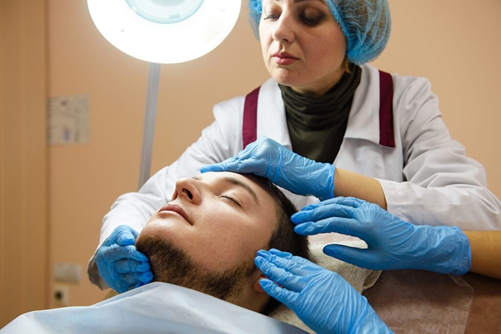 Qualification required for surgeons to perform  Hair Restoration in India: